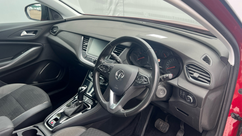 Vauxhall Grandland X 1.2 Turbo SRi Nav 5dr Auto Petrol Hatchback